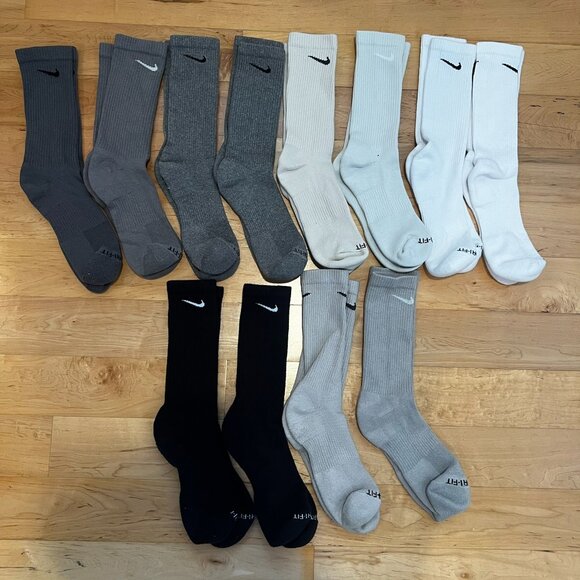 Nike Everyday Plus Cushion Crew Training Sock - Lot of 12 Pairs Gray Iron Smoke - Picture 1 of 7